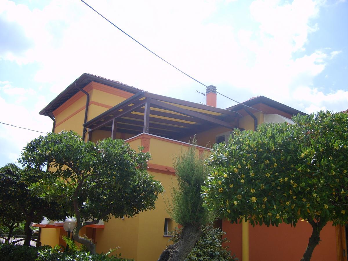 Primavera Hotel